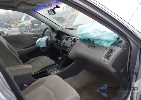 2002 Honda Accord 2.3 Se z USA, uszkodzony, nr VIN 1HGCG56752A095390